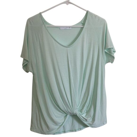 Wasabi + Mint Women's Soft Green Twist Knot V-Neck Tee Size M - Picture 2 of 5